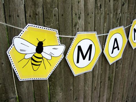 Mommy To Bee Banner Free Printables