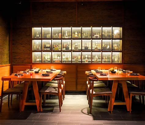 momotaro chicago reservations