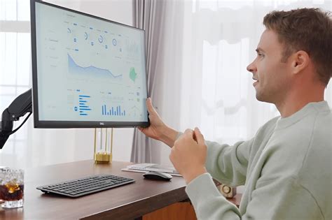 Monitor Height Neck Pain