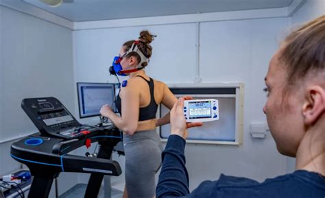 Monitoring the internal temperature