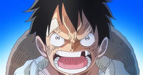 monkey d luffy attacks