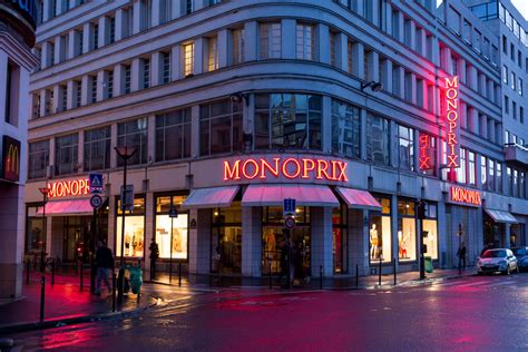 monoprix rue du commerce paris