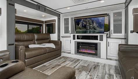 Montana High Country 377FL 5th Wheel For Sale