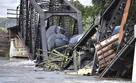 montana railroad bridge collapse