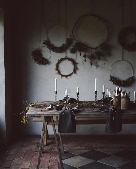 How to create a dark and moody Christmas Antique christmas tree