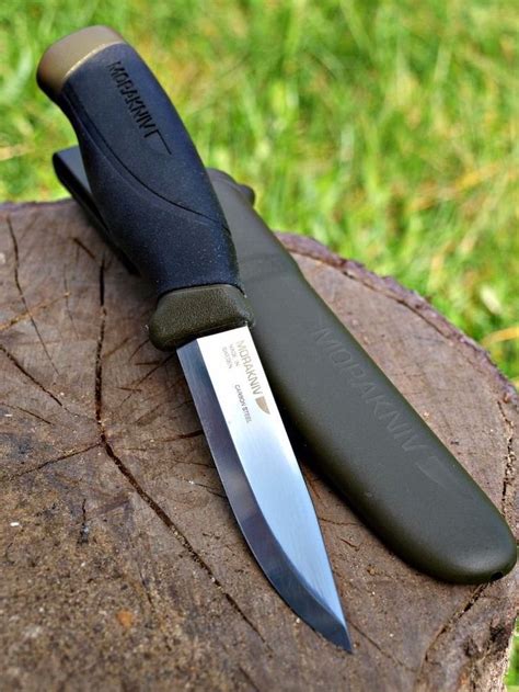 mora knives carbon steel