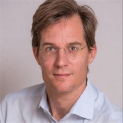 Topics Moritz Senarclens De Grancy