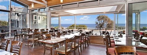 mornington hotels for lunch