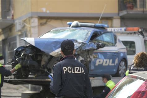 morto a napoli oggi