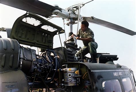 mos helicopter mechanic army