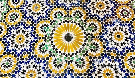 Sol en mosaïque traditionnelle à Marrakech, Maroc Photo