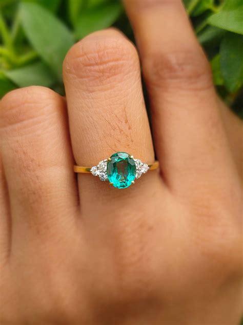most beautiful emerald engagement rings