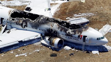 most recent airplane crash