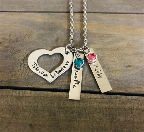 mother children necklace with names