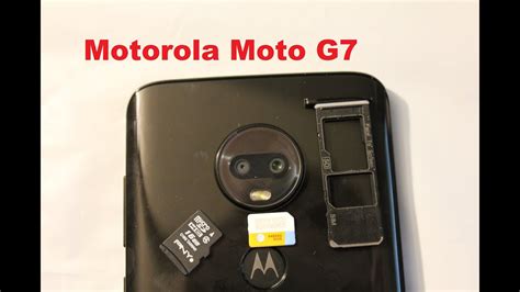moto g7 remove sim card
