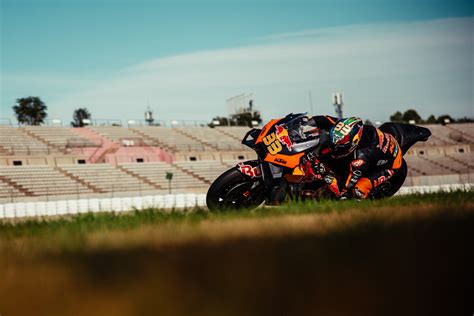 motogp test valencia 2022