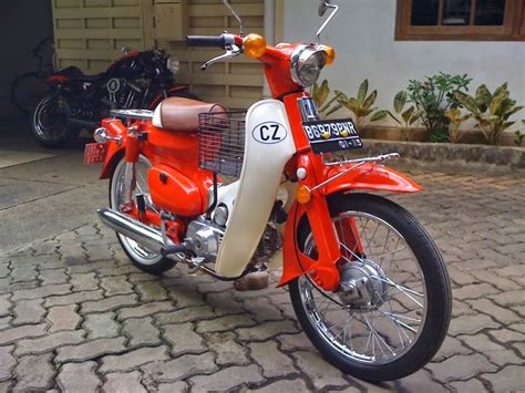 Motor Klasik Honda 70