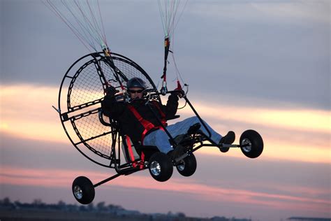motor powered paraglider