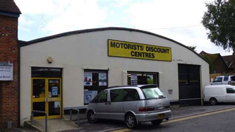 motorist discount centre near me phone number