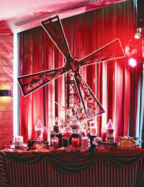 moulin rouge decorations party