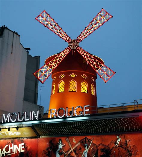 moulin rouge paris windmill
