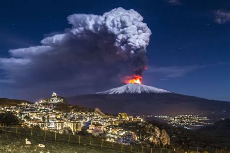 mount etna eruption november 2022