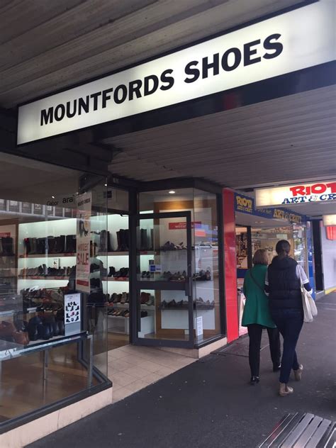 mountfords shoes bourke street