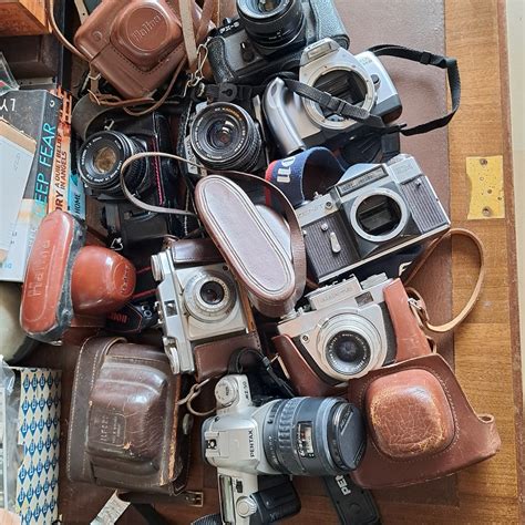 Mouse in Clutter