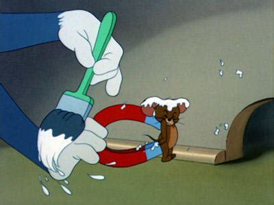 mouse under carpet tom and jerry