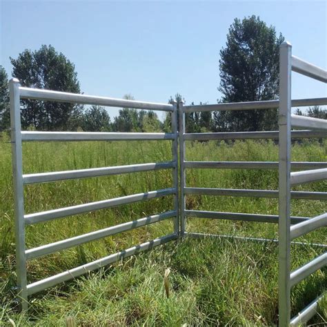 movable livestock fencing