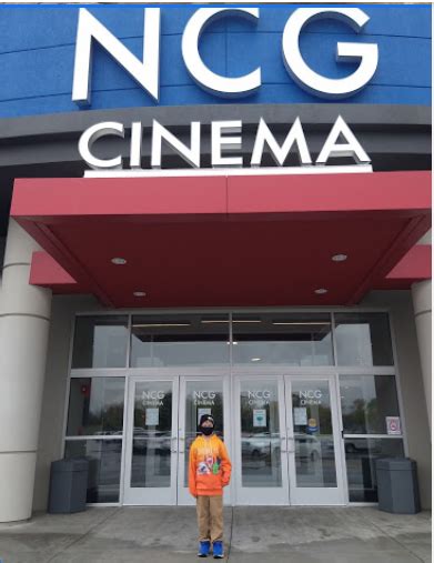 Exploring The Movie Theater Scene In Alton, Illinois