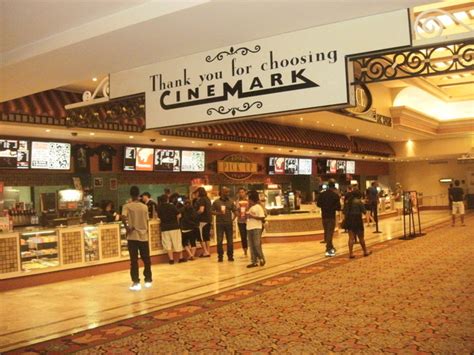 movie theaters boca raton fl airport road