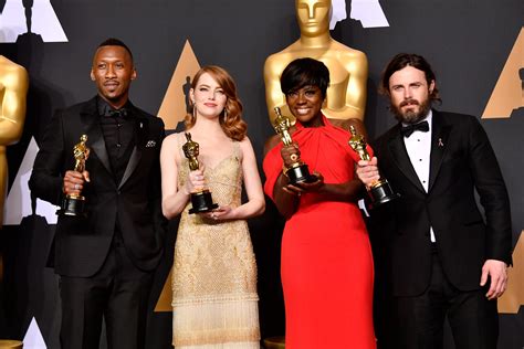movies that won oscars 2017