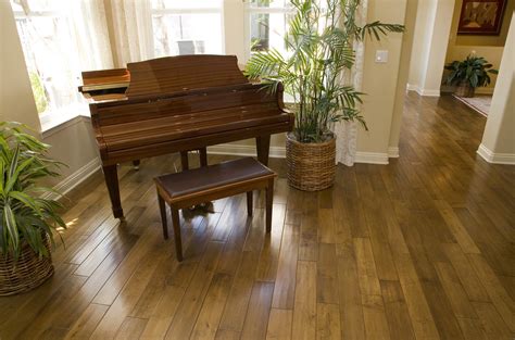 moving pianos on hardwood floors