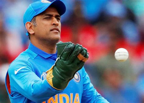 ms dhoni announces retirement