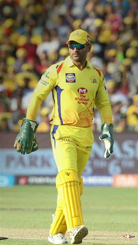 ms dhoni images csk