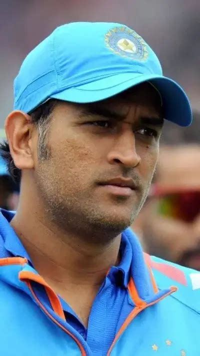 ms dhoni real height