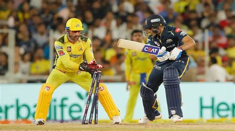 ms dhoni total runs in ipl 2023