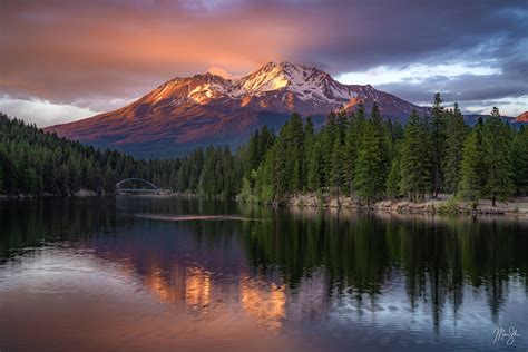 Discover the Natural Wonders of Mt Shasta CA: A Guide to Outdoor Adventures and Spiritual Retreats