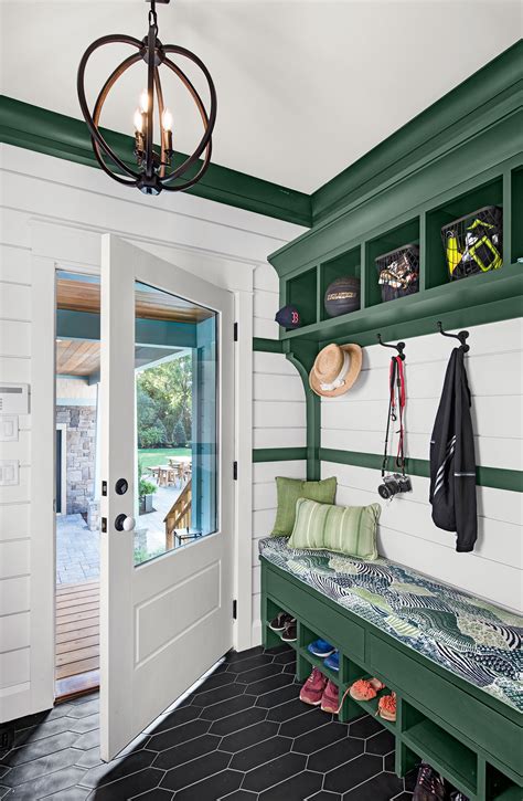 28 Clever Mudroom Laundry Combo Ideas Shelterness