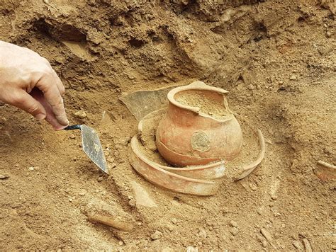 mud conservation ceramic excavation