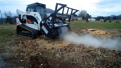 Mulcher Grinding Stumps
