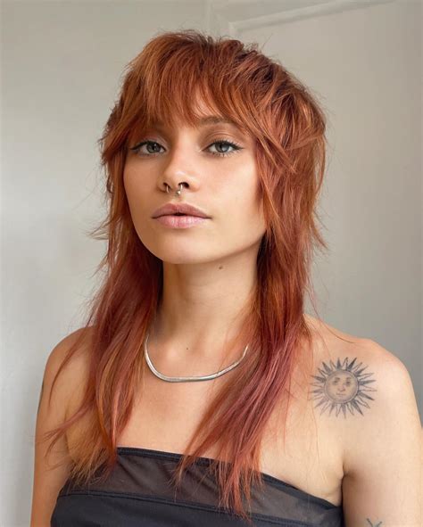mullet haircut girl round face