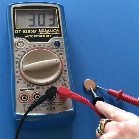 Multimeter Measure Battery Charge