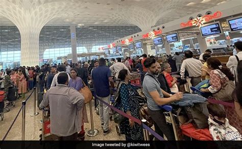 mumbai airport live news