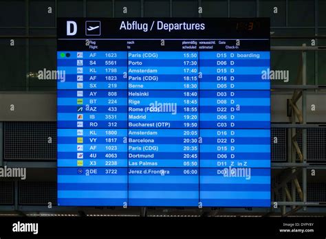 munich airport departure board