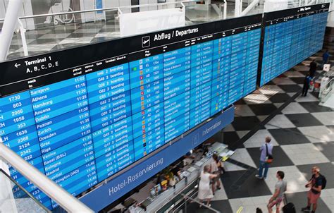 munich airport flight tracker