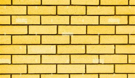 Mur de la vieille brique jaune image libre de droit par