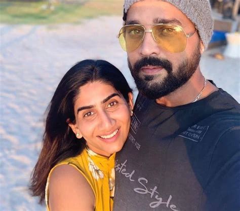 murali vijay wife age