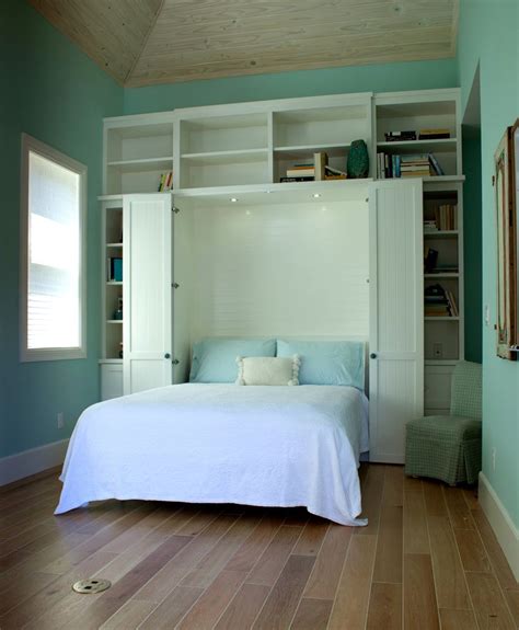 Murphy bed small bedroom